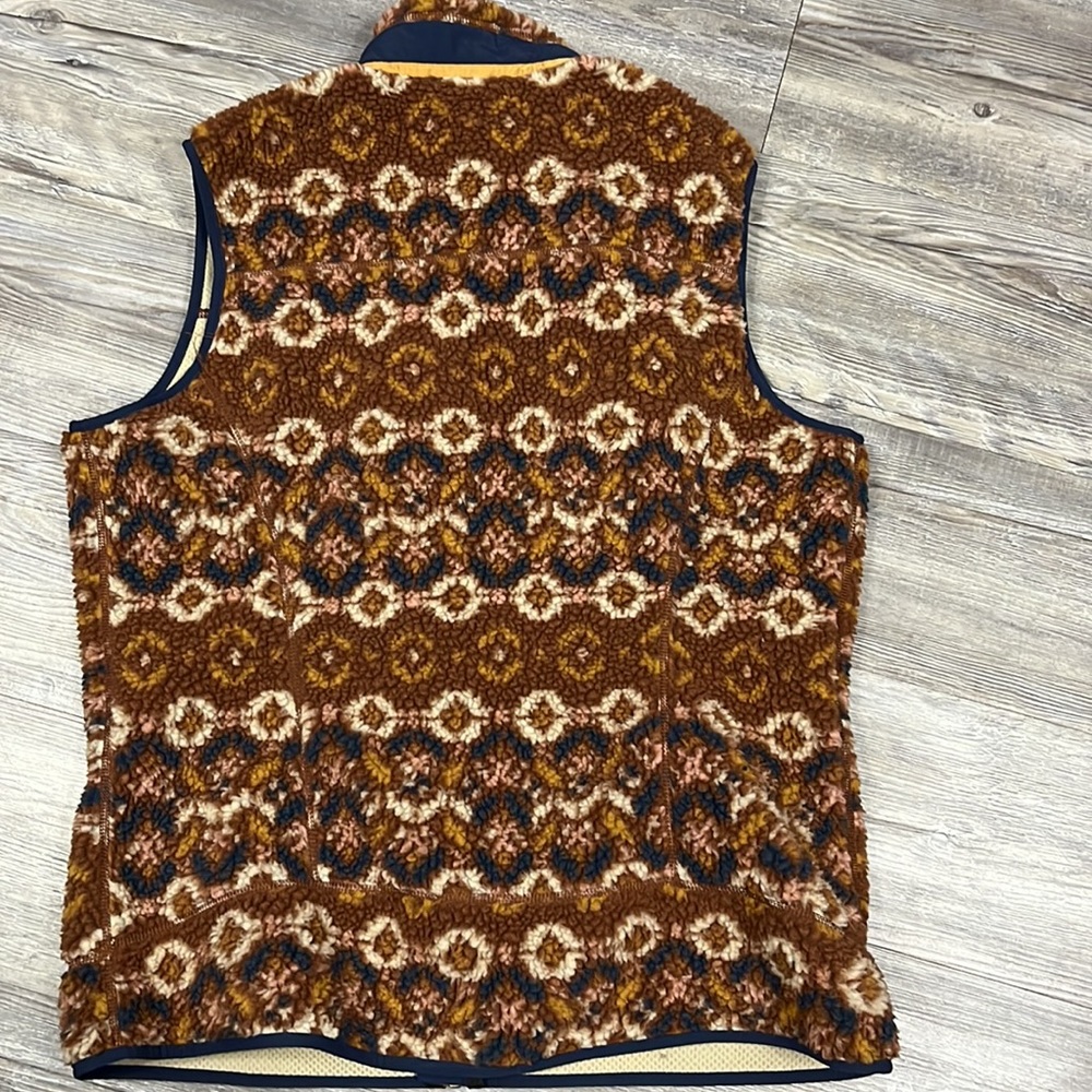Patagonia Classic Retro-X Fleece Vest - Picture 4 of 6